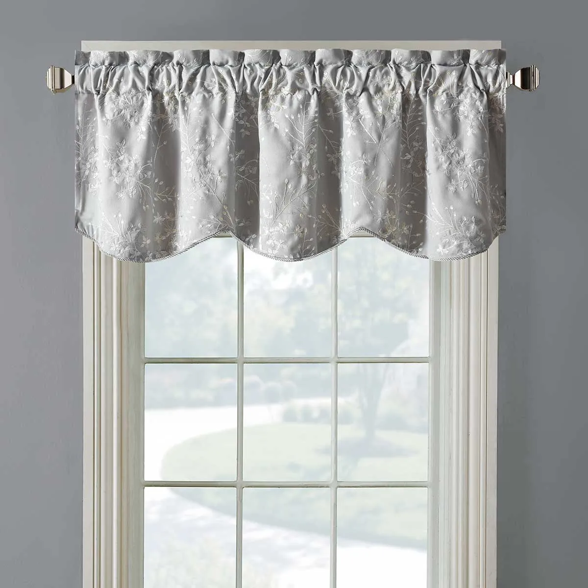 Lilia Lined Valance Scalloped Decorative Rope Embroidered 52"Wx17"L (Single)