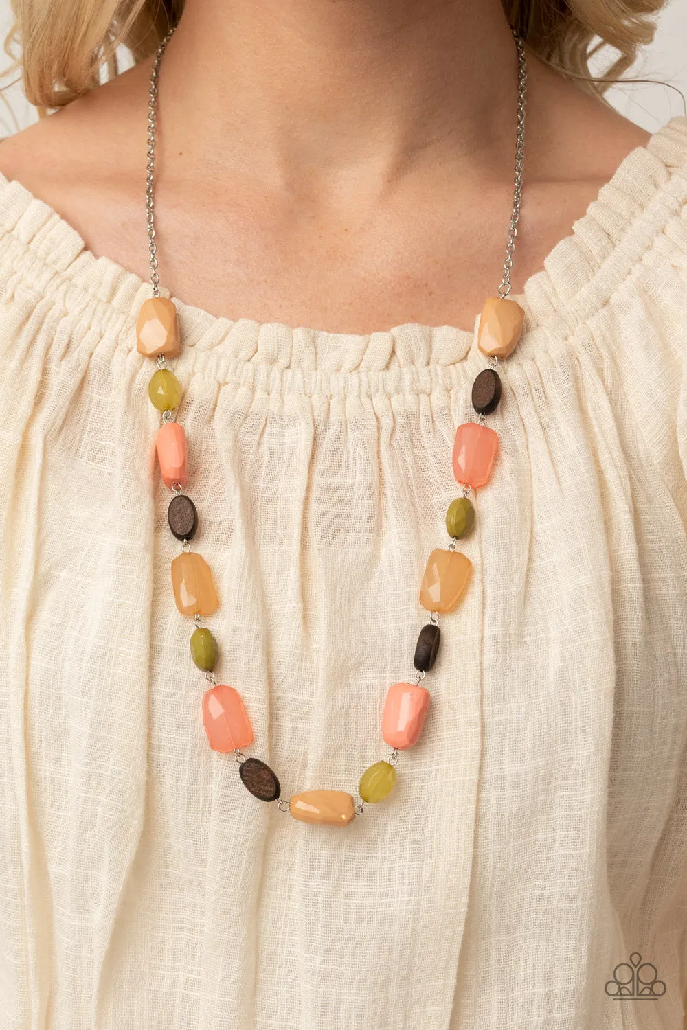 Meadow Escape - Multi Paparazzi Necklace